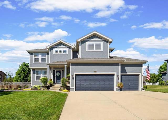 Property at 14920 S Roxburghe St, Olathe, KS 66061, 4 beds, 3.5 baths