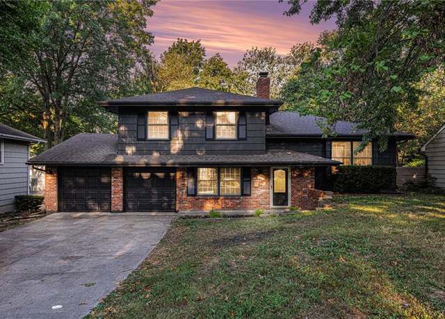 Property at 10518 Mersington Ave, Kansas City, MO 64137, 4 beds, 3 baths