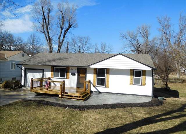 Property at 8612 E 114th St, Kansas City, MO 64134, 2 beds, 1 bath