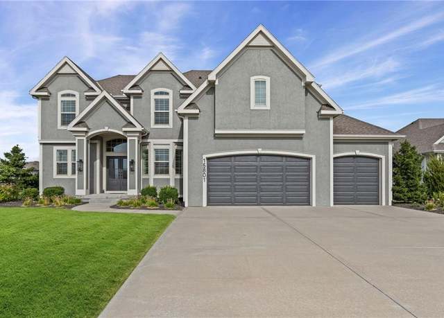 Property at 15801 Canterbury St, Overland Park, KS 66224, 4 beds, 3.5 baths