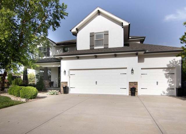 Property at 16324 S Locust St, Olathe, KS 66062, 6 beds, 4.5 baths