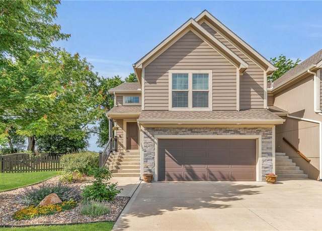 Property at 1302 N 159th St, Basehor, KS 66007, 3 beds, 2.5 baths