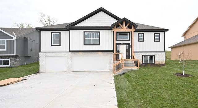 Photo of 2413 Windmill Dr, Platte City, MO 64079