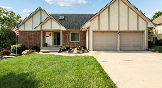 Photo of 4924 S Tierney Dr, Independence, MO 64055