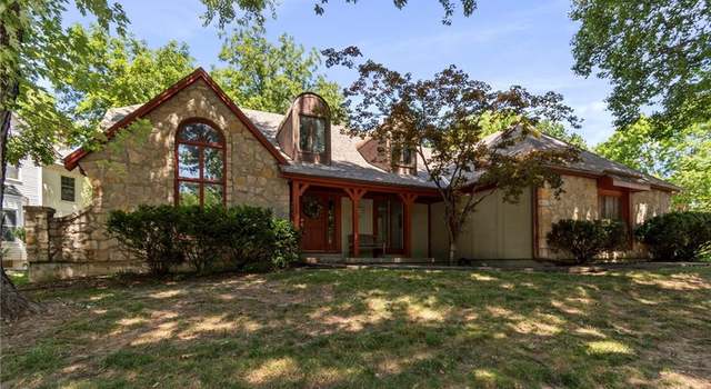 Photo of 4617 NW Normandy Ln, Kansas City, MO 64116