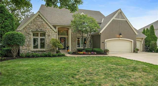 Photo of 13002 Beverly St, Overland Park, KS 66209