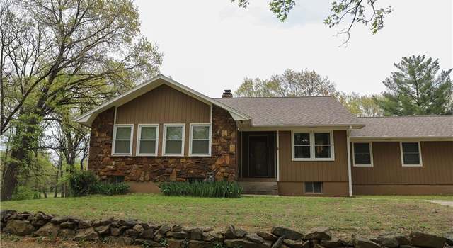 Photo of 123 Westfield Rd, Pittsburg, KS 66762