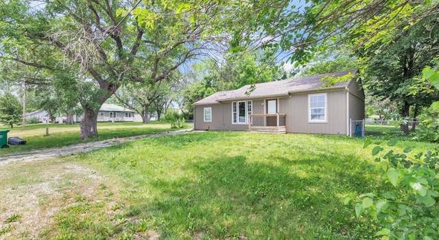 Photo of 3 N West St, Butler, MO 64730