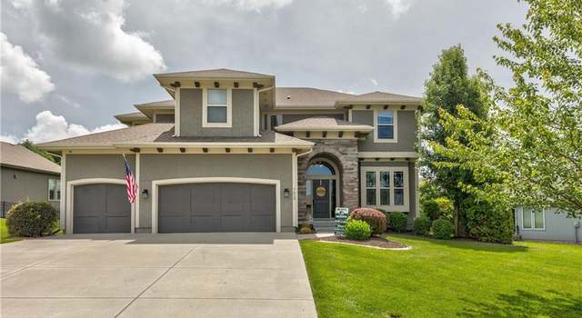 Photo of 7619 Green St, Shawnee, KS 66227