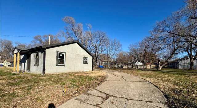 Photo of 502 N Lincoln St, Olathe, KS 66061