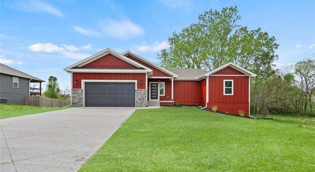 Photo of 749 N Hurley St, Peculiar, MO 64078