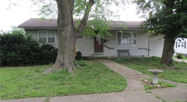 Photo of 1009 Walnut St, Valley Falls, KS 66088