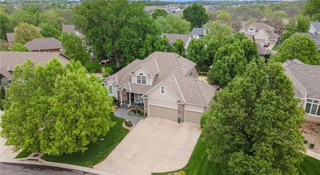 Photo of 2713 SW Monarch Dr, Lee's Summit, MO 64082