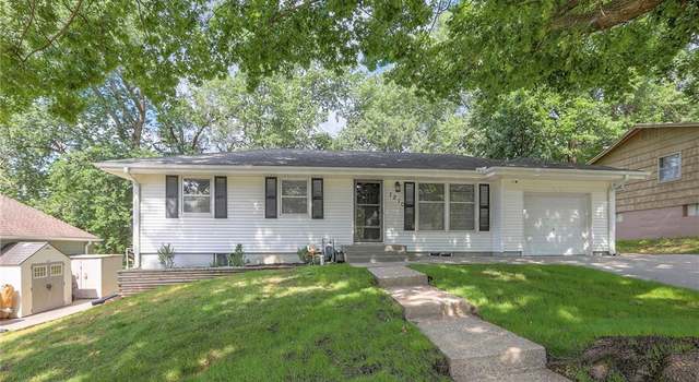 Photo of 7210 NW Winter Ave, Kansas City, MO 64152