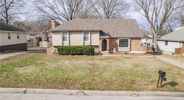 Photo of 1005 SW 15th St, Blue Springs, MO 64015
