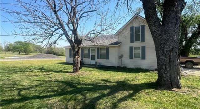Photo of 7087 10th St, Columbus, KS 66725