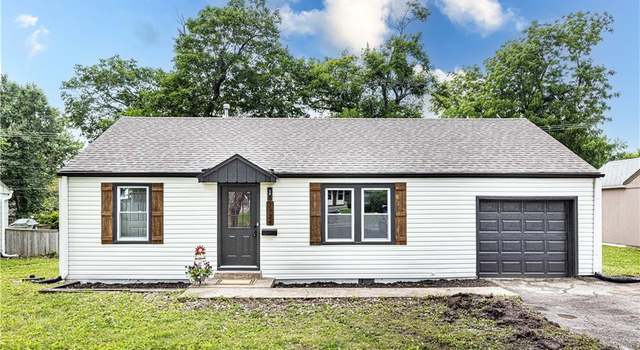 Photo of 7724 Santa Fe Dr, Overland Park, KS 66204