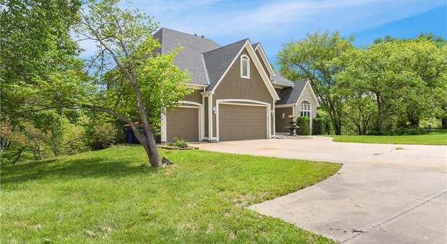 Photo of 9007 Scott Dr, De Soto, KS 66018