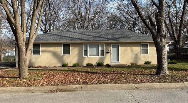 Photo of 506 SW 10th St, Blue Springs, MO 64015