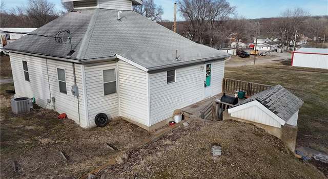 Photo of 271 Meridian St, Amazonia, MO 64421