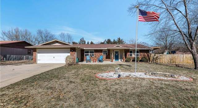 Photo of 3304 2nd St, Coffeyville, KS 67337