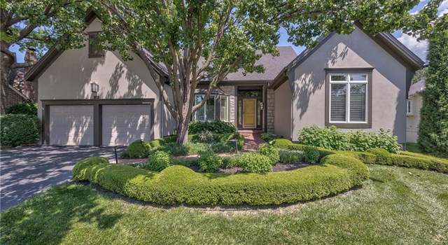Photo of 5400 W 97 Cir W, Overland Park, KS 66207