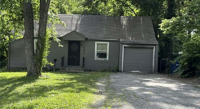 Photo of 5312 Reeds Rd, Mission, KS 66202