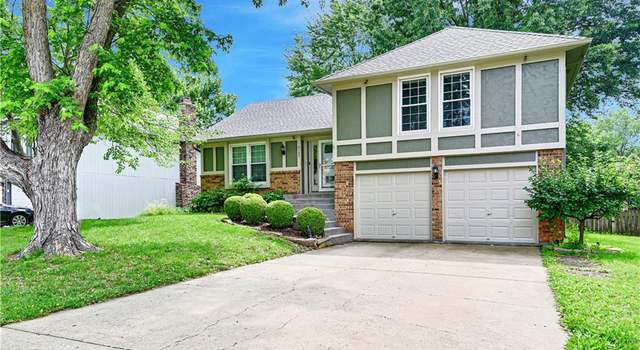 Photo of 2105 S Scarborough St, Olathe, KS 66062