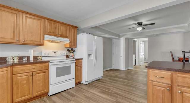 Photo of 108 W Main St, Fontana, KS 66026