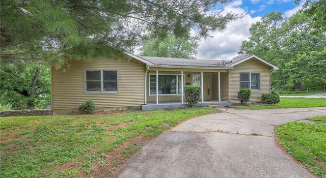 Photo of 3326 Blue Ridge Blvd, Independence, MO 64052