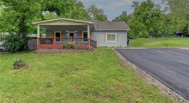 Photo of 5318 NE 49th St, Kansas City, MO 64119