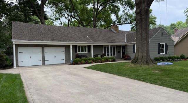Photo of 8421 Belinder Rd, Leawood, KS 66206