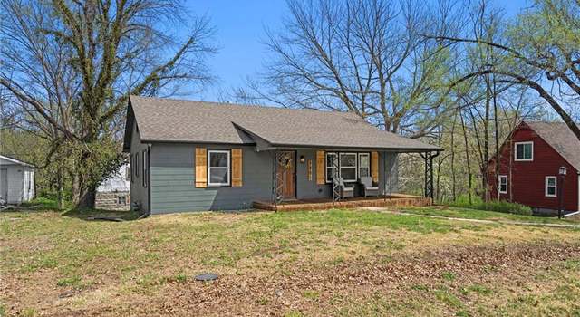 Photo of 3801 Windsor Rd, Kansas City, MO 64133