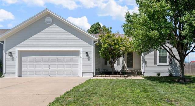 Photo of 613 W 3rd Ter, Wellsville, KS 66092
