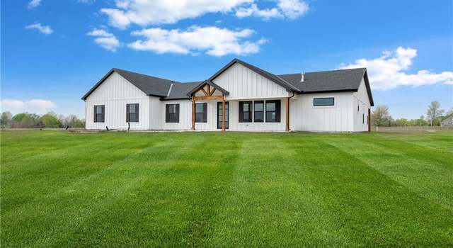 Photo of 16586 Olive St, Basehor, KS 66007