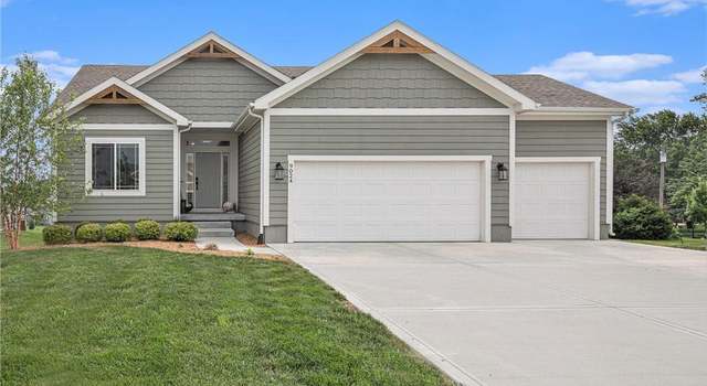 Photo of 9024 SE 1st St, Blue Springs, MO 64064