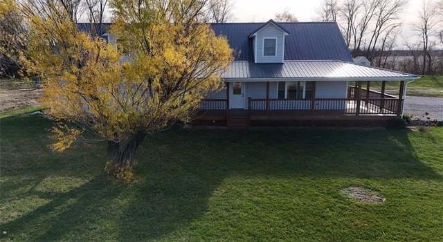 Photo of 816 W Main St, Burlington Junction, MO 64428