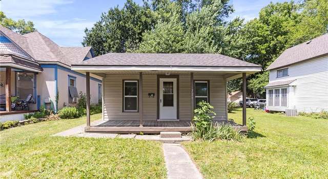 Photo of 726 S Oak St, Ottawa, KS 66067