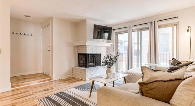Photo of 3606 Gillham Rd #25, Kansas City, MO 64111
