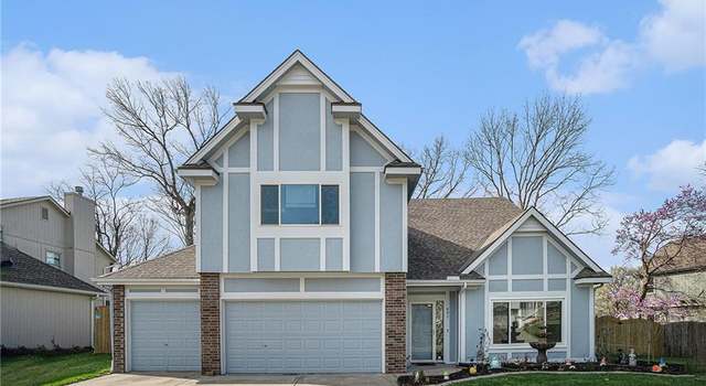 Photo of 401 NW 51st St, Gladstone, MO 64118