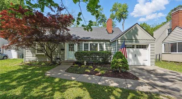 Photo of 5824 Marty St, Overland Park, KS 66202
