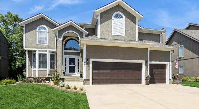 Photo of 21602 W 100 St, Lenexa, KS 66220