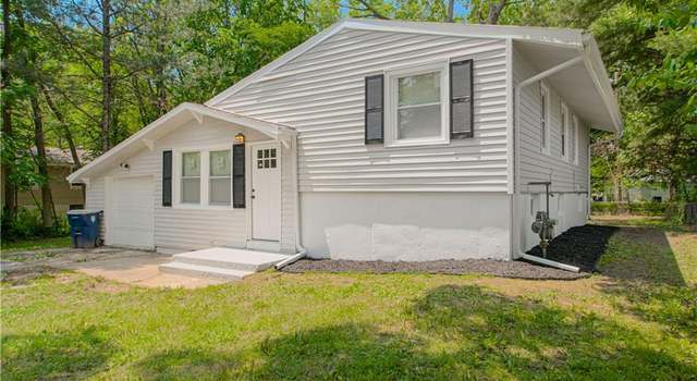 Photo of 11300 Greenwood Rd, Kansas City, MO 64134