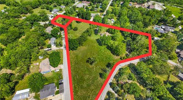 Photo of 1717 NE Luther Rd, Lee's Summit, MO 64086