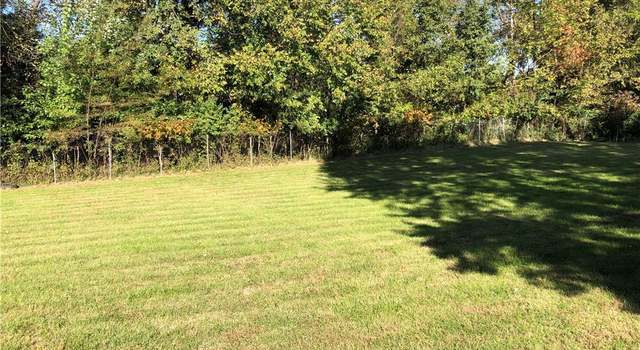 Photo of 3209 W 29 Ter, Lawrence, KS 66047