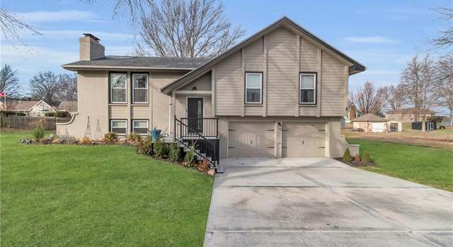Photo of 104 Ash St, Lathrop, MO 64465