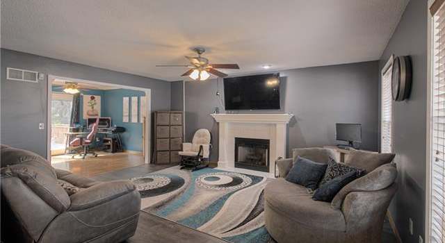 Photo of 7408 N Mckinley Ave, Kansas City, MO 64158