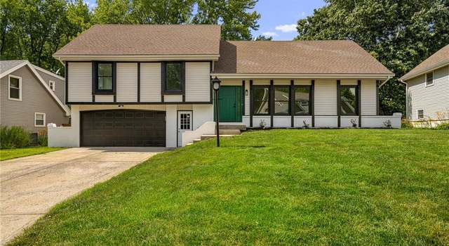 Photo of 10206 NW 67th St, Kansas City, MO 64152