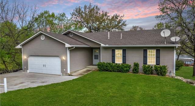 Photo of 103 Firefly Ct, Altamont, MO 64620