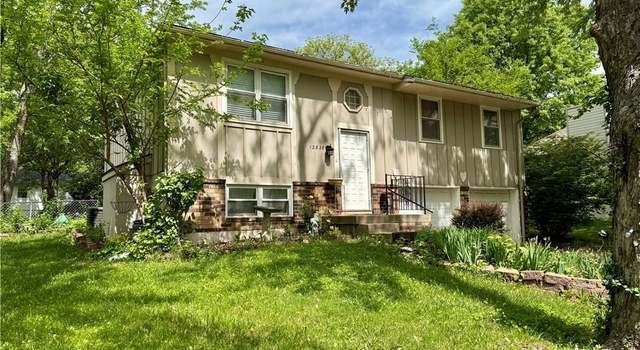 Photo of 12828 S Trenton St, Olathe, KS 66062